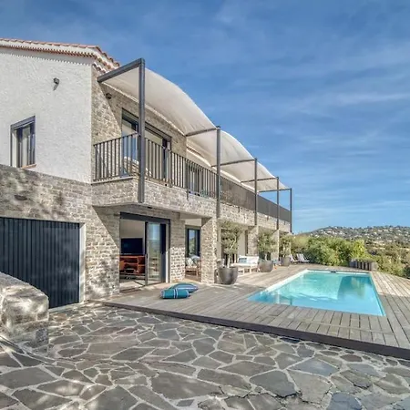 Classee 4 Etoiles , Vue , Piscine, Clim, Parking La Croix-Valmer