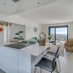 Classée 4 étoiles , Vue , Piscine, Clim, Parking La Croix-Valmer