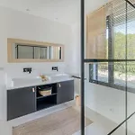 Classée 4 étoiles , Vue , Piscine, Clim, Parking