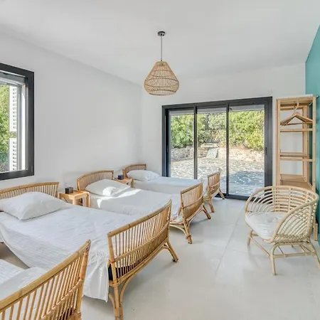 Classee 4 Etoiles , Vue , Piscine, Clim, Parking Villa